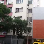 Apartamento Quadra Da Praia Em Copacabana