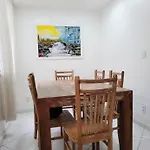 Apartamento Quadra Da Praia Em Copacabana
